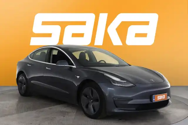 Harmaa Sedan, Tesla Model 3 – VAR-80485