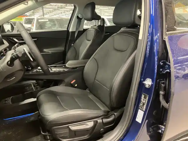 Harmaa Maastoauto, Kia EV6 – VAR-80562