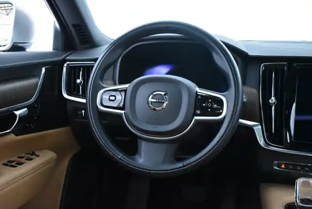 Beige Farmari, Volvo V90 – VAR-81022