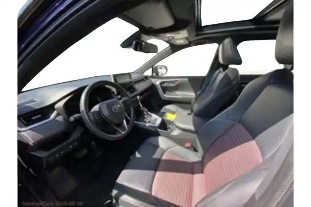 Sininen Maastoauto, Toyota RAV4 Plug-in – VAR-81234