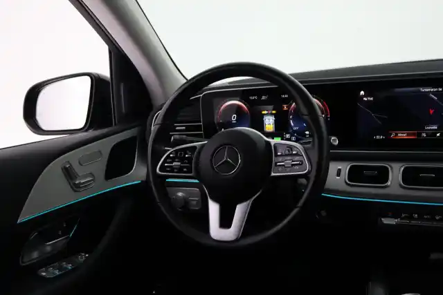 Musta Maastoauto, Mercedes-Benz GLE – VAR-81328