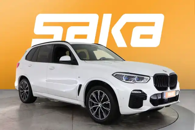 Valkoinen Maastoauto, BMW X5 – VAR-81330