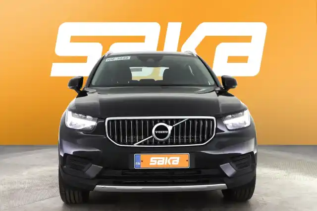 Musta Maastoauto, Volvo XC40 – VAR-81403