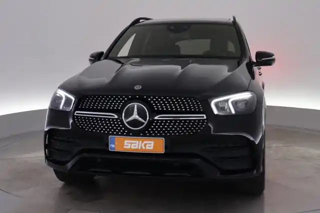 Musta Maastoauto, Mercedes-Benz GLE – VAR-81603