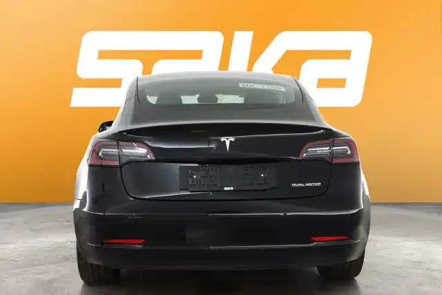 Musta Sedan, Tesla Model 3 – VAR-81668