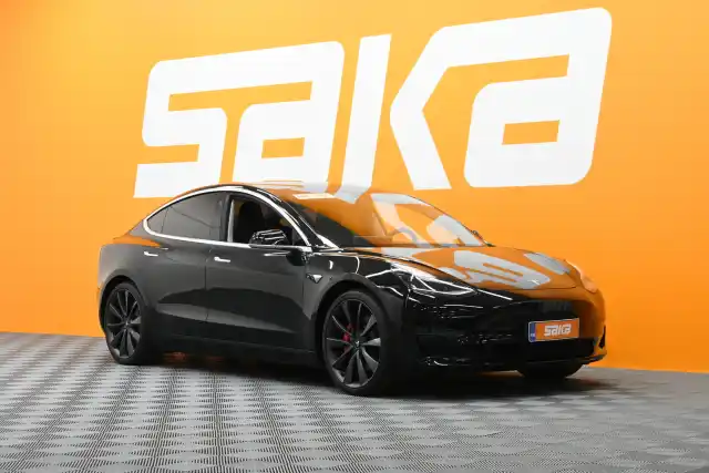 Musta Sedan, Tesla Model 3 – VAR-81695