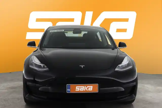 Musta Sedan, Tesla Model 3 – VAR-81797