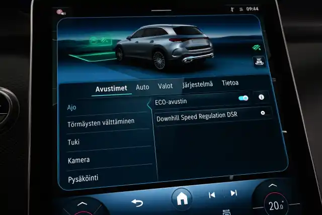 Valkoinen Maastoauto, Mercedes-Benz GLC – VAR-82132
