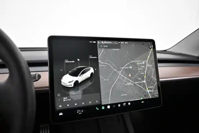 Valkoinen Sedan, Tesla Model 3 – VAR-82306