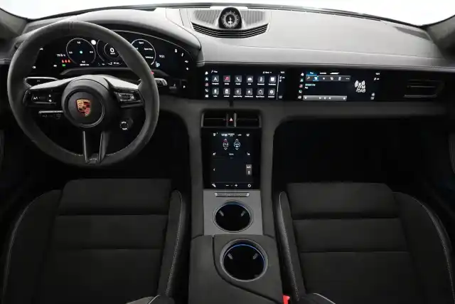 Harmaa Farmari, Porsche Taycan – VAR-82316
