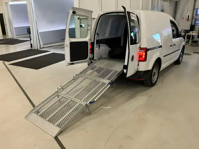 Valkoinen Pakettiauto, Volkswagen Caddy – VAR-82708