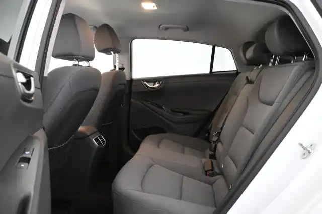 Valkoinen Viistoperä, Hyundai IONIQ electric – VAR-82804