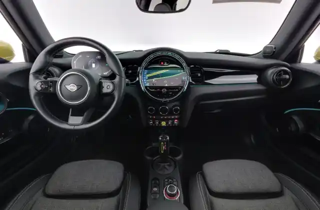 Musta Viistoperä, MINI COOPER – VAR-82938