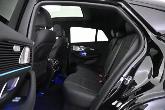 Musta Maastoauto, Mercedes-Benz GLE – VAR-83113