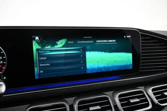 Musta Maastoauto, Mercedes-Benz GLE – VAR-83113