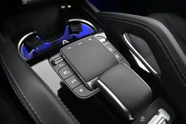 Musta Maastoauto, Mercedes-Benz GLE – VAR-83113