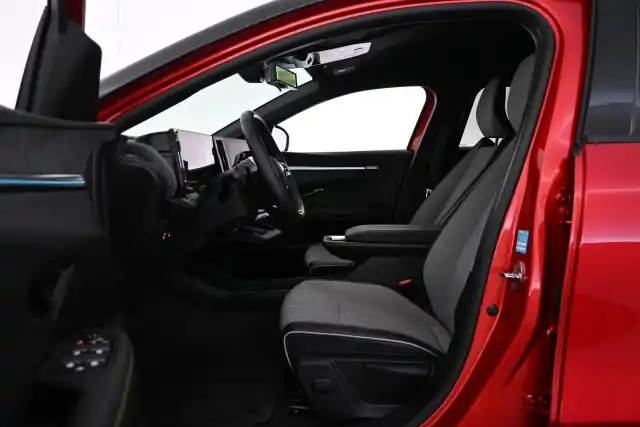 Vihreä Maastoauto, Renault Megane – VAR-83132