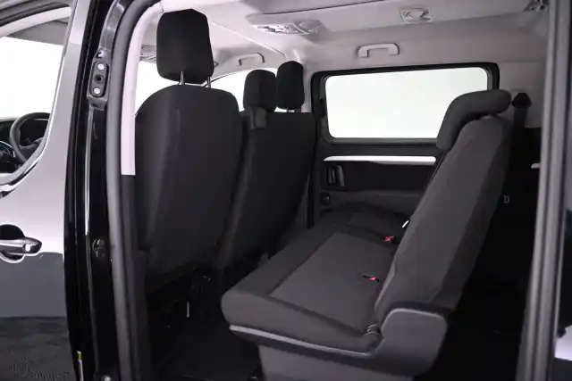 Musta Tila-auto, Toyota Proace EV – VAR-83349