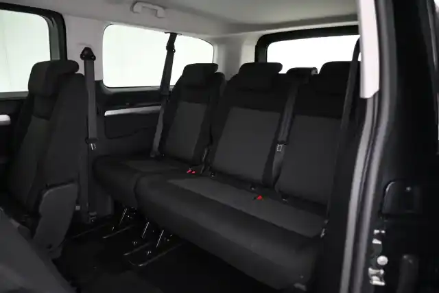 Musta Tila-auto, Toyota Proace EV – VAR-83349