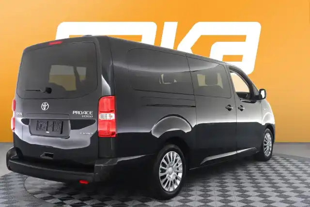 Musta Tila-auto, Toyota Proace EV – VAR-83349