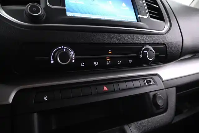 Musta Tila-auto, Toyota Proace EV – VAR-83350