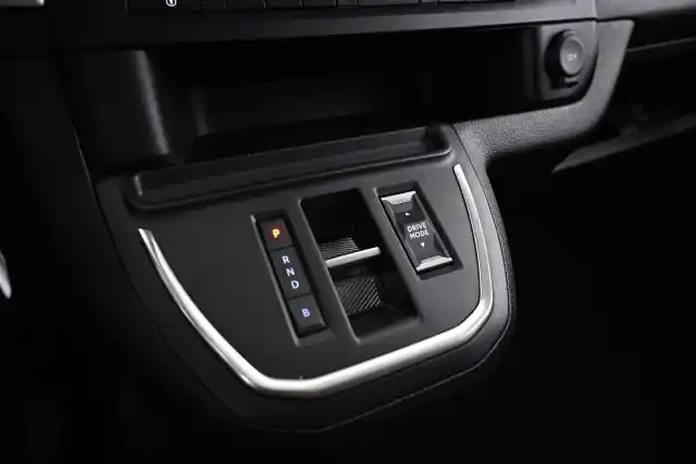 Musta Tila-auto, Toyota Proace EV – VAR-83350