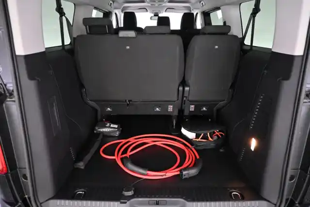 Musta Tila-auto, Toyota Proace EV – VAR-83352