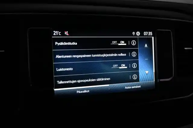 Musta Tila-auto, Toyota Proace EV – VAR-83352