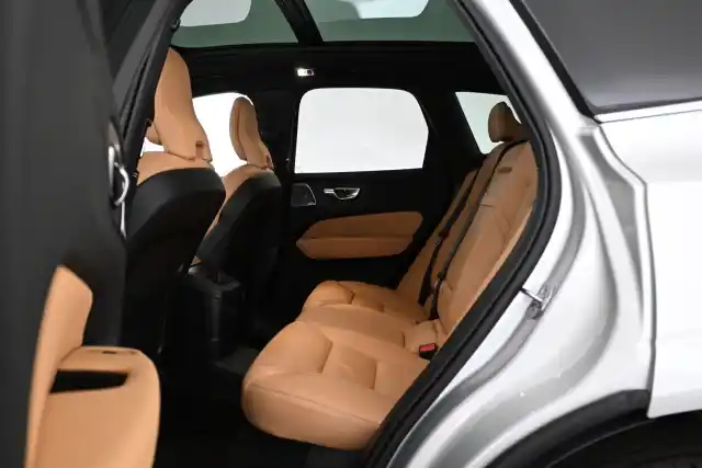 Hopea Maastoauto, Volvo XC60 – VAR-83727