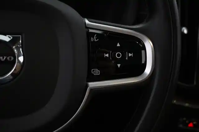 Hopea Maastoauto, Volvo XC60 – VAR-83727