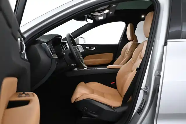 Hopea Maastoauto, Volvo XC60 – VAR-83727