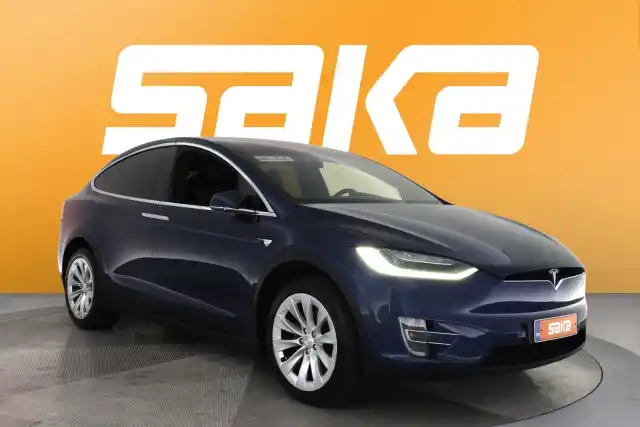 Sininen Maastoauto, Tesla Model X – VAR-84033