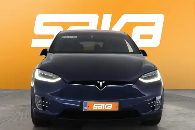 Sininen Maastoauto, Tesla Model X – VAR-84033