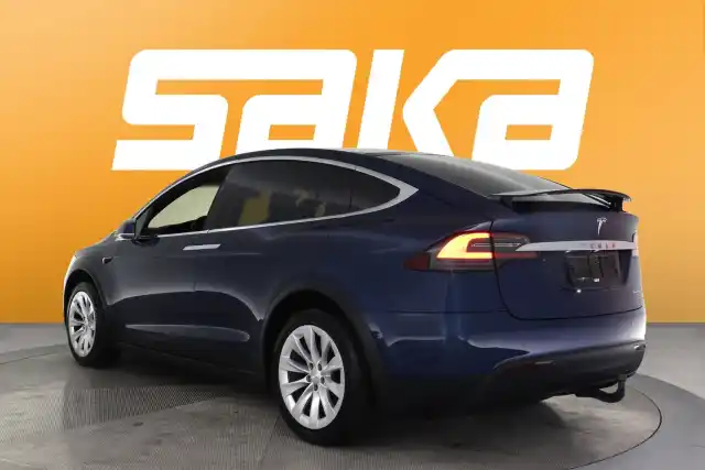 Sininen Maastoauto, Tesla Model X – VAR-84033