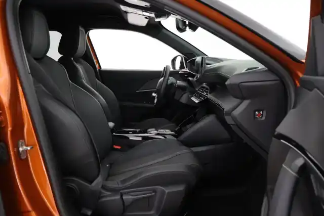 Oranssi Maastoauto, Peugeot e-2008 – VAR-84222