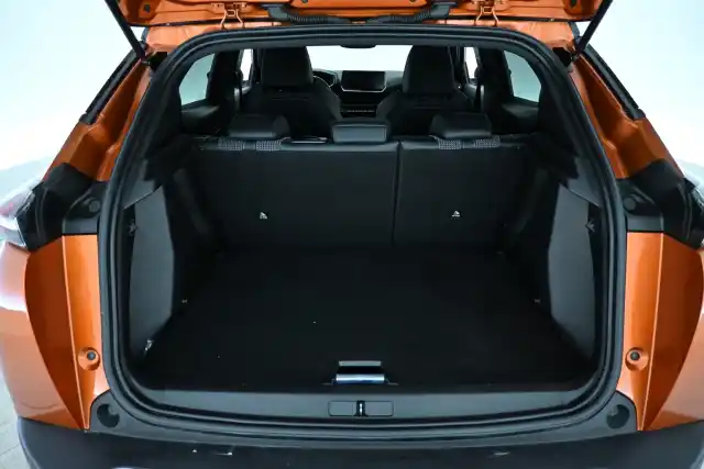 Oranssi Maastoauto, Peugeot e-2008 – VAR-84239