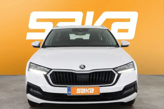 Valkoinen Farmari, Skoda Octavia – VAR-84638