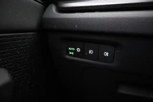 Valkoinen Farmari, Skoda Octavia – VAR-84638