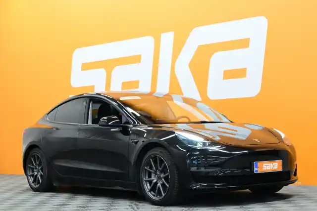 Musta Sedan, Tesla Model 3 – VAR-85244