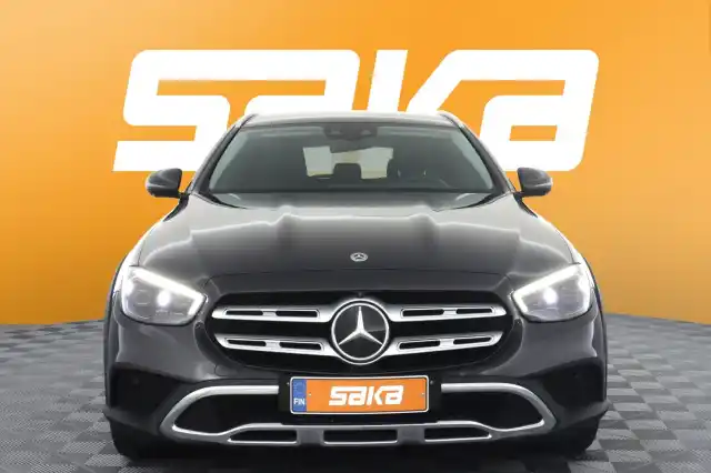 Musta Farmari, Mercedes-Benz E – VAR-85369