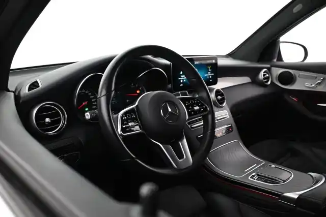 Sininen Maastoauto, Mercedes-Benz GLC – VAR-85517