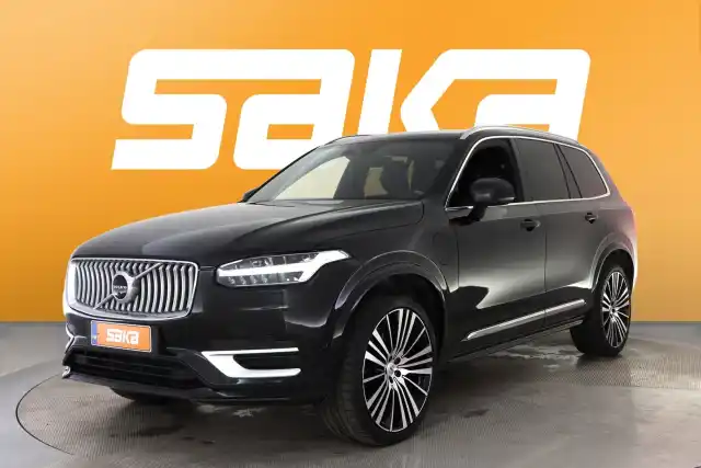 Musta Maastoauto, Volvo XC90 – VAR-85617