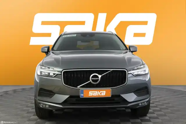 Harmaa Maastoauto, Volvo XC60 – VAR-85887