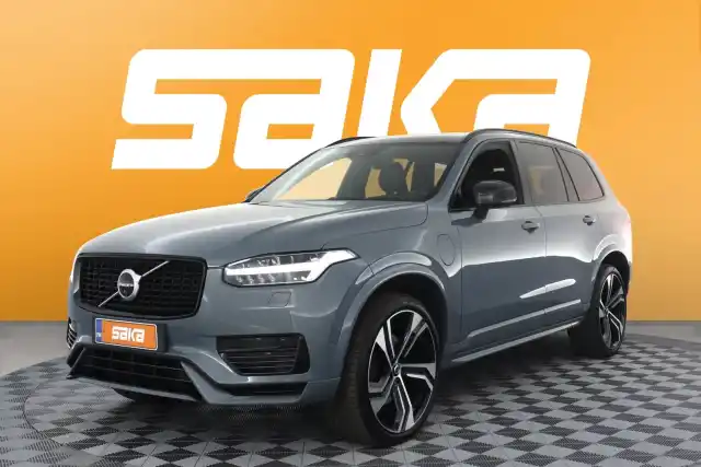 Harmaa Maastoauto, Volvo XC90 – VAR-85909