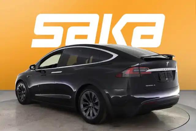 Musta Maastoauto, Tesla Model X – VAR-86597