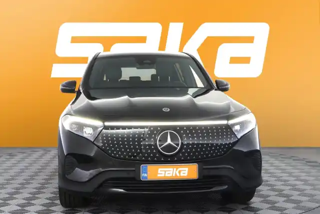 Sininen Maastoauto, Mercedes-Benz EQB – VAR-87005