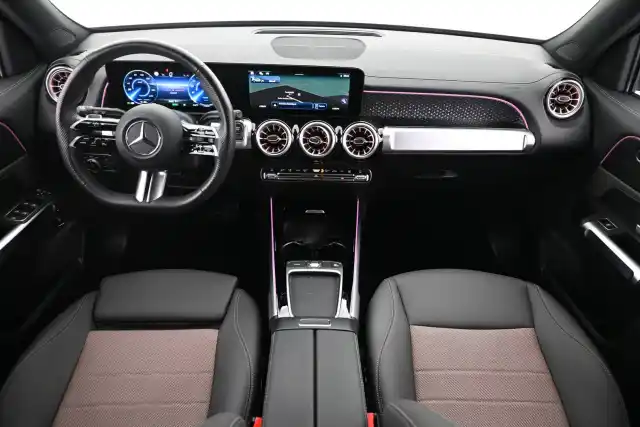 Sininen Maastoauto, Mercedes-Benz EQB – VAR-87005
