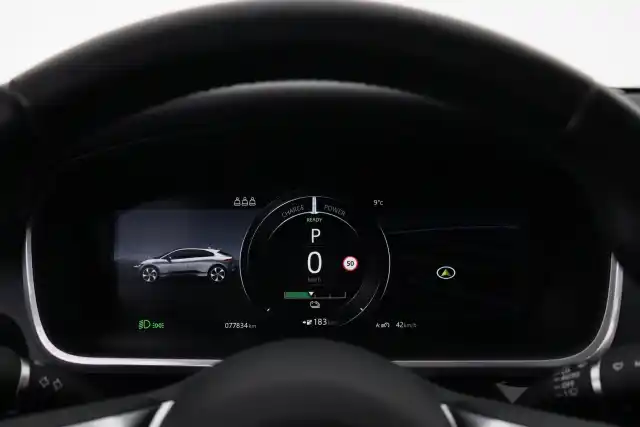 Musta Maastoauto, Jaguar I-PACE – VAR-87227