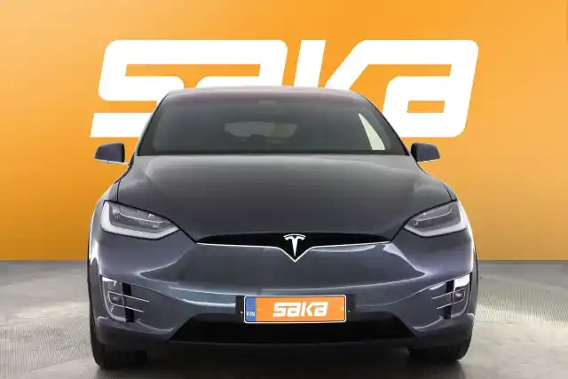 Harmaa Maastoauto, Tesla Model X – VAR-87376