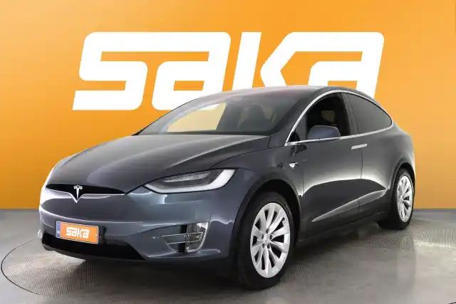 Harmaa Maastoauto, Tesla Model X – VAR-87376